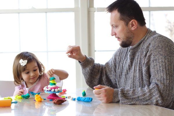 making DIY putty can be a fun activity for parents and kids at home