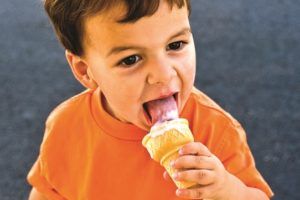 kid eating ice cream