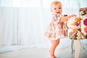 toddler_cruising_on_furniture_tweet