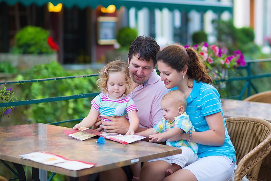 Tips for bringing kids to restaurants