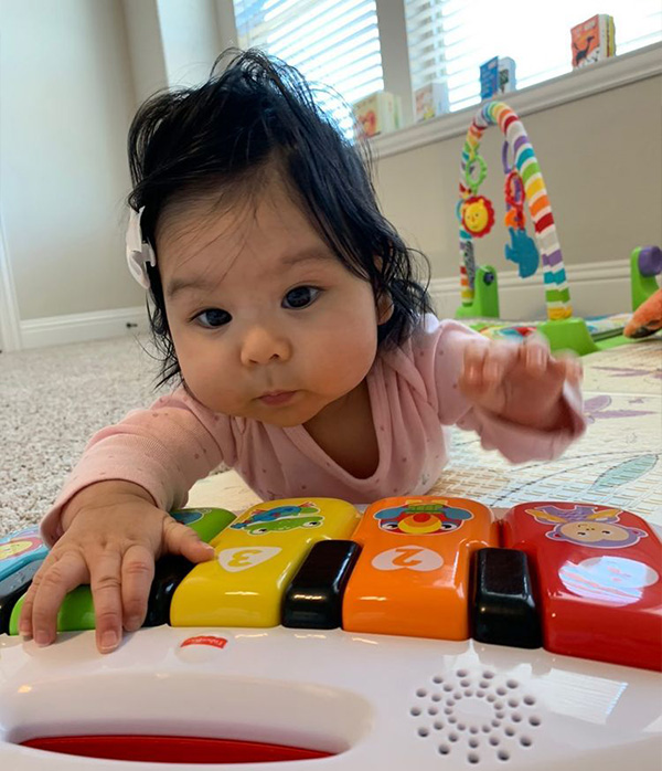 Babies reaction to music and singing can help parents bond with them