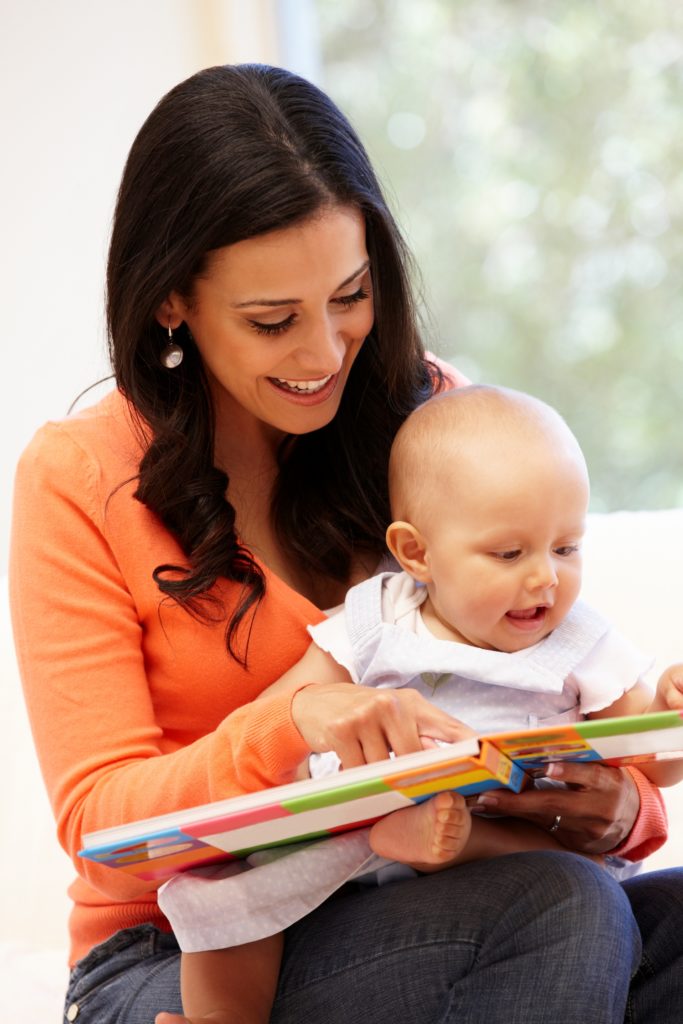 mom_reading_to_baby