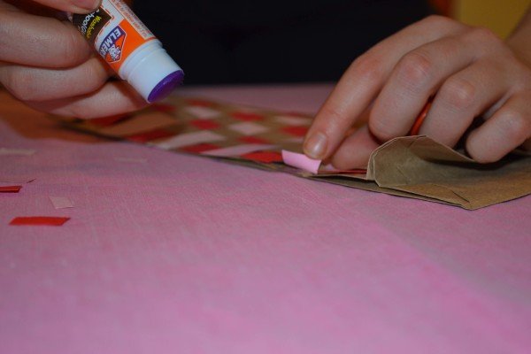 Homemade Crafts for Kids - Make A Valentine's Day Card Holder