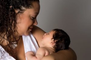 Baby's sense of smell helps them in recognizing people