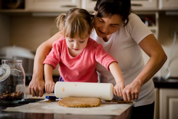 How to Engage Kids in the Kitchen While Staying Home