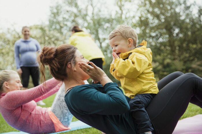 Baby crunches 2024 exercise